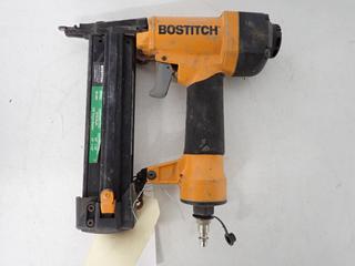 Bostitch Model SB-21N7 18 Gauge Pneumatic Stapler. (2-F-3)