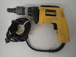 DeWalt DW280 Depth Sensitive Screwdriver, Type 1, 120V AC 5.0A. (2-D-3)