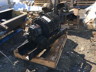 Hydraulic Winch.