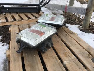 2009 Ford F350 Head Lights