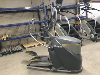 Octane Fitness Pro 4700 Elliptical Cross-Trainer with Smart Stride Technology, 18in-26in Stride Length, 30 Resistance Levels, 16 Workouts and Workout Boosters, S/N F1209AP05397-02.  (WH)