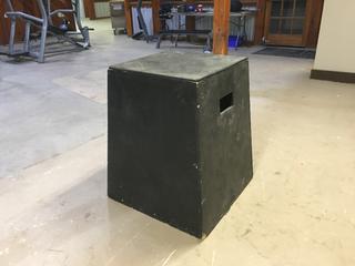 32in Plywood Plyo Box with Handles and Rubber Top.  (AU)