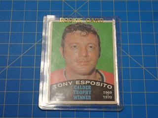 1969-70 O-Pee-Chee Best Rookie, Calder Trophy Winner, Tony Esposito Hockey Card, 247  (Office)