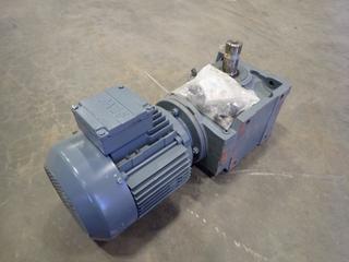 SEW-Eurodrive Gear Motor, Type DFTE90C4, 19.34 to 1 Ratio, 60 Hz,  w/ 0.75 KW Motor    (P-4-3)