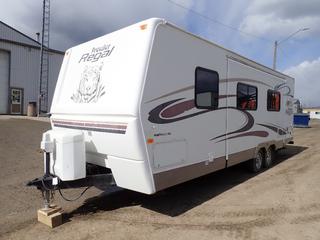 2004 Prowler Regal Model 270FQ 26ft Travel Trailer C/w 110/125V, 30 Amp, 2 5/16in Ball Hitch, (1) Slide, (1) Bedroom, (1) Bathroom, AC, LPG Furnace, Kitchen, Auxiliary Shower And ST205/75 R15 Tires. VIN 1EC1F272042306416 *Note: Cracks In Laminated Floor*