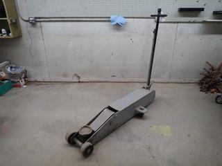 Heavy Duty Floor Jack