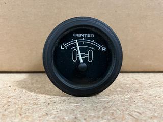 (35) HG900 Leveling Gauges.