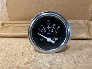 (12) HG147 Oil Pressure Gauge Kits c/w Sender, 0-80 PSI.