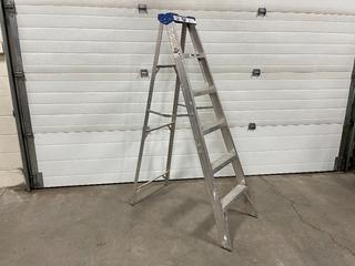 6ft Aluminum Step Ladder.