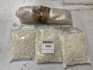 Approx. (4000) Plastic Clip Pins, P/N 27MP00125.