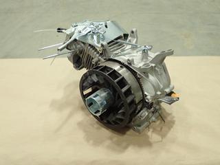 Unused Gas Motor. PN DH420/21042101422 (C-1)