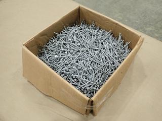 Qty Of 2 1/2 In. Galvanized Nails  (D-1)