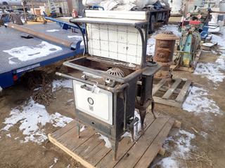 Regent Antique Steel Range And Steel Oven **Located Offsite at 21220-107 Avenue NW, Edmonton, For More Information Contact Richard at 780-222-8309**