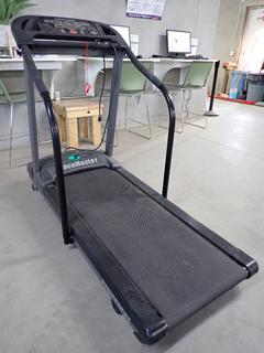 Pacemaster Pro Select Programmable Treadmill. (WH)