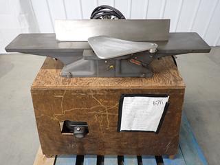 Jointer, Type R, 1/2 Hp, 60Hz, Single Phase, 110/220V, 1725 RPM. (WH)