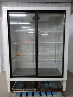 General Refrigeration RSL-40GC Double Sliding Glass Cooler, 115V, 8.35A, 60Hz, S/N A98-018. (WH)