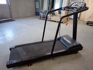 Free Spirit 309171 Club Series Programmable Treadmill. (WH)