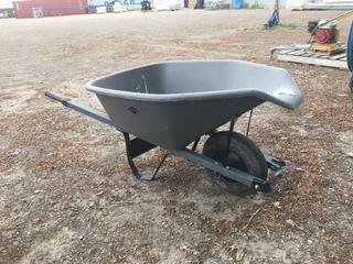 Garant Plastic Wheelbarrow.