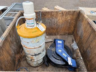 Graco Fireball 300 Pneumatic Grease Pump c/w High Pressure Hose/Reel, Model# HSH5DB.