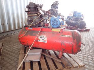 Devilbiss Horizontal Air Compressor, Model# 44643 w/ Doerr 3Hp Single Phase 230V 14.5 Amp 60Hz Motor.