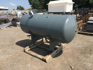 Truck Mounted Air Pressurized Water Tank w/ Pressure Gauge.