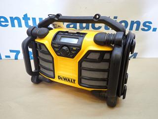 DeWalt DCR015, Portable Radio and Battery Charger, 12V/20V Charger, SN 129631 w/ (2) 120V,10A Outlets  (G-2)