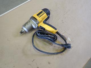 Dewalt DW292 120V 1/2 In. Impact Wrench  (T-2-2)