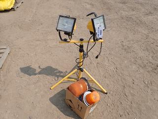 (2) Flood Lights c/w Stand And Beacon Lights