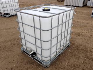 Schutz 1000L Liquid Storage Tank, Note:  Steamed Cleaned, non-T.D.G. Chemical.  (WF)