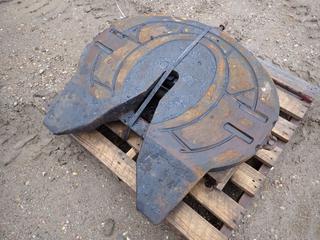 Holland 5th Wheel Plate