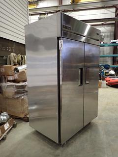 True Model TG2F-2S 3/4hp 115V Single Phase 2-Door Industrial Freezer. SN 7513465, 50 In. X 35 In. x 83 In, (NE)