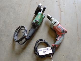 king Canada Model 8309N 120V 1/2 In. Hammer Drill c/w Hitachi 120V 5 In. Angle Grinder  (B-1)