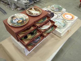 Van Hygan & Smythe's Plate Storage System c/w Qty of Norman Rockwell Collectable And Nursery Rhyme Plates (M-2-2)