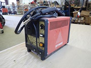 Lincoln Arcweld Handy Core 100 120V Single Phase Mig Welder c/w TW130 Mig Gun. SN 827035  (D-2)