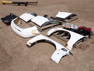 Qty Of Assorted Vehicle Parts To Fit 2008 Ford Crown Victoria 4 Door Sedan. Includes: (3) Doors, Grille, Front Bumper, Taillights, Headlights And Side Panels