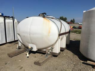 Skid Mounted 1000 Gallon Water Tank w/ Shut Off Valve and Filling Hose.