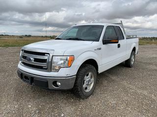 2013 Ford F150 XLT 2WD Super Cab Pickup, 5.0L V8, Auto, A/C, Headache Rack, Crossbed Tool Box, 265/70R17 Tires, Showing 149,301 Kms, VIN 1FTFX1CF0DFD85722