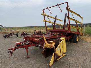 New Holland Stack Liner 1002 S/A Pull Type Bale Stacker c/w 540 PTO, Pin Hitch, 11L-15 Tires.