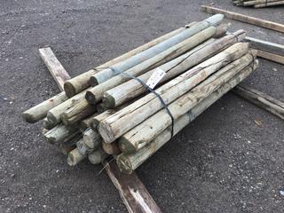 (30) 3in to 4in Diameter Green Pressure Treated Fence Posts 5ft to 6ft L.