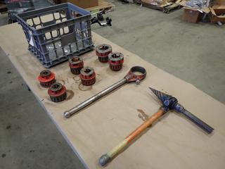 Ridgid 1/2 In.- 2 In. Die Heads c/w Ratchet And Reamer  (Y-2-3)