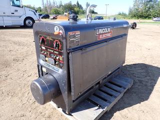 Lincoln Electric Classic 300D Welding Power Source w/ Diesel Engine, 3,000W, 300A, Showing 2,695 Hrs., SN RC1130401284