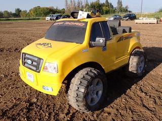 Fisher-Price Power Wheels 6V Electric Ford F150, Model X0069-9963, c/w (2) 6V Batteries and Charger