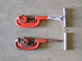 (2)Ridgid 2A/202 1/8 In. to 2 In. Heavy Duty Pipe Cutters  (D-2)