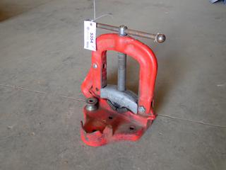 Ridgid No 27 1/8 In. To 6 In. Pipe Vise  (N-3-2)