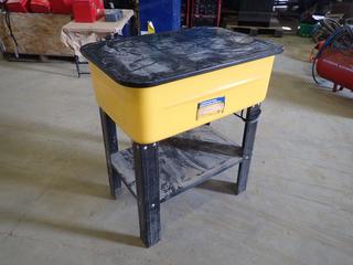 PowerFist 20 Gallon Parts Washer, 115V, 2.2 GPM, Part 8022392, SN 007109, 30 In. X 20 In. X 35 In.
