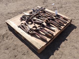Qty of Assorted Striking Wrenches and Files