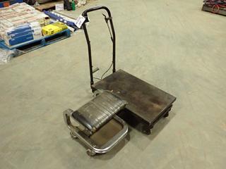 Hydraulic Lift Table, 28 In. X 18 In. c/w Portable Seat  (NEC)