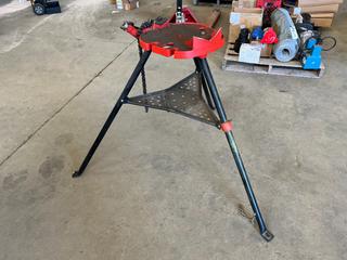 Ridgid 460-6 Portable Tri-Stand Chain Vise.