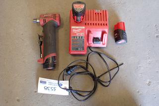 Milwaukee 2485-20 Cordless 2in Right Angle Die Grinder 12V c/w (3) Batteries 12V and (1) M12/M18 Charger.