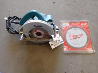 Makita 5007NB 7-1/4in Circular Saw 120V 15A c/w Unused 8in Blade.